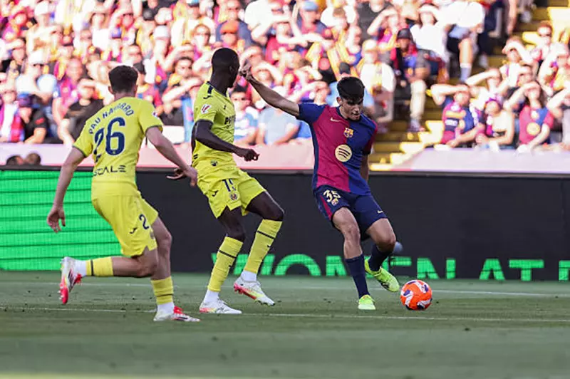برشلونة